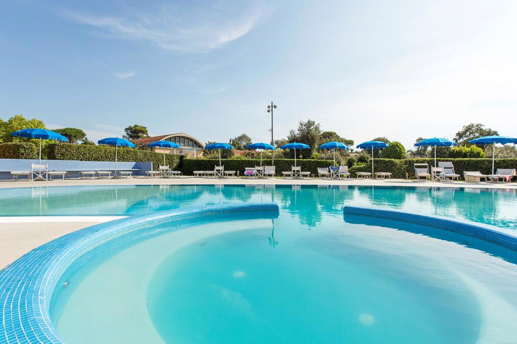 mercure-tirrenia-green-park