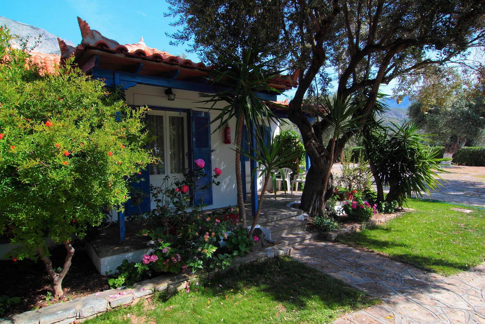 white-rock-apartments