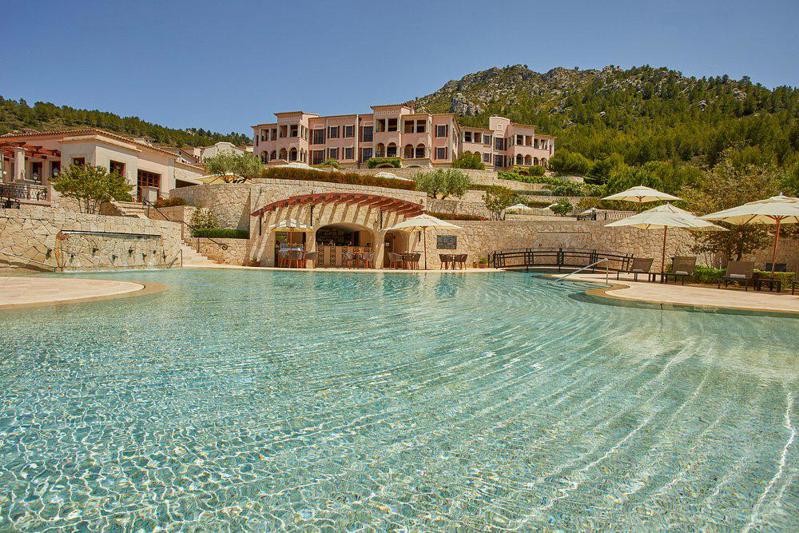 Cap Vermell Grand