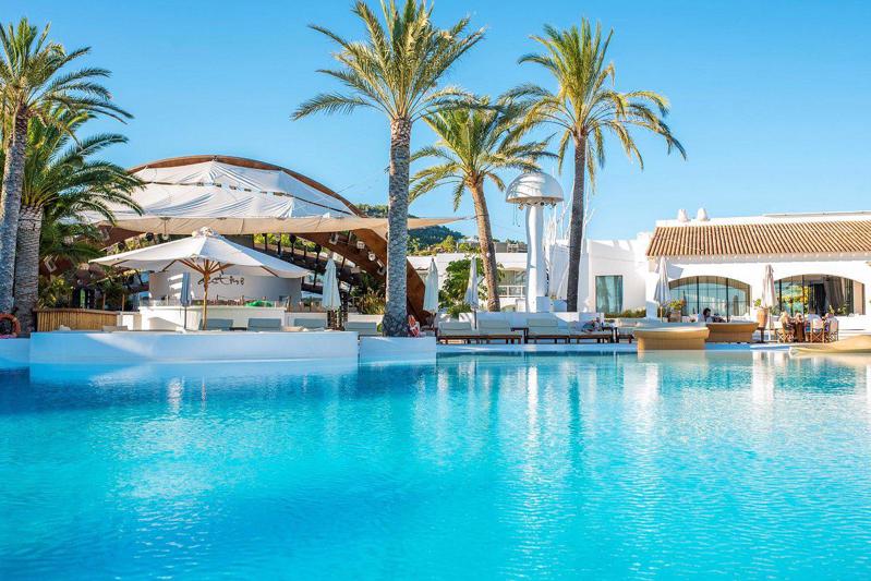 Foto Destino Five Ibiza ***** Playa De Talamanca