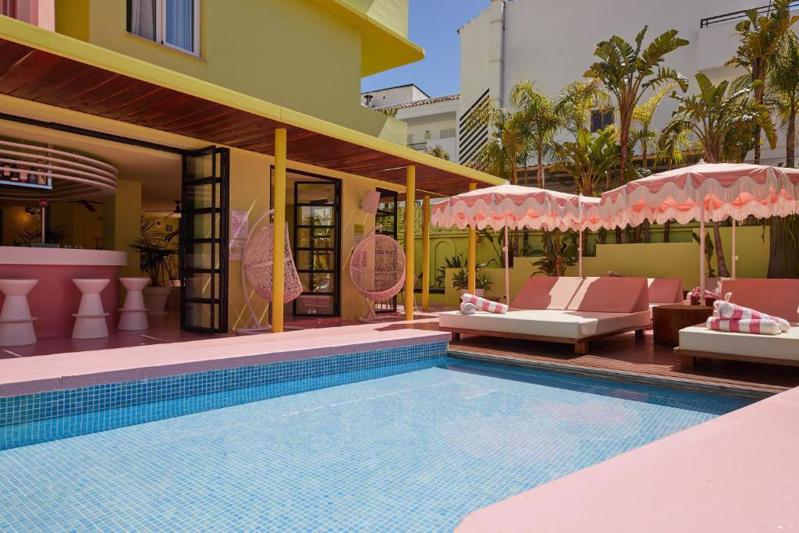 Foto Tropicana Ibiza Suites **** Playa Den Bossa