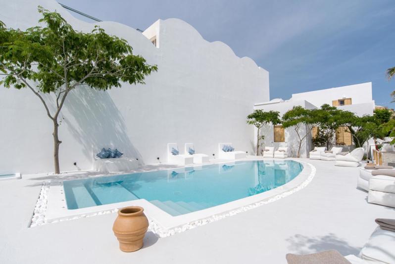 Santorini Crystal Blue Boutique - Kamari - Griekenland