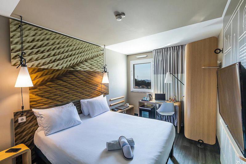 Foto ibis Porto Gaia ** Vila Nova De Gaia