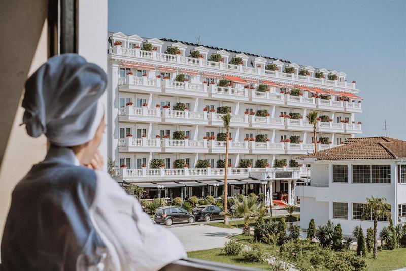 Flower Hotels en Resorts - Golem - Albanie