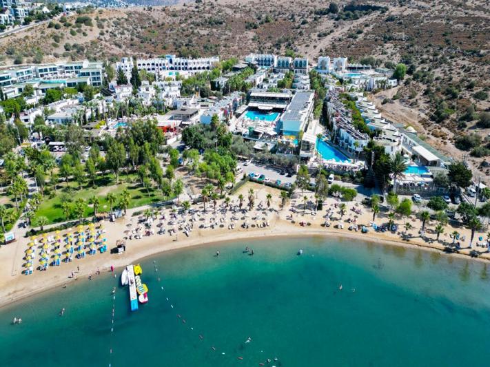 Jasmin Beach