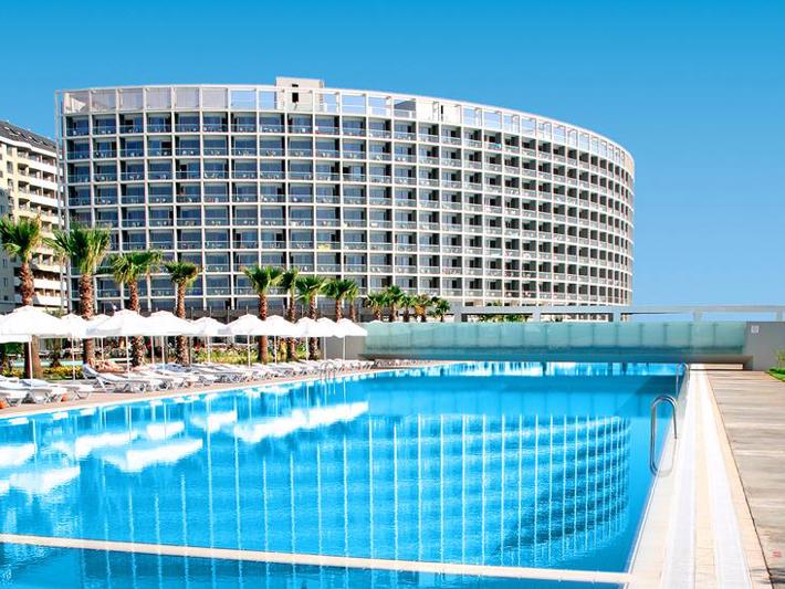 Crystal Centro Resort