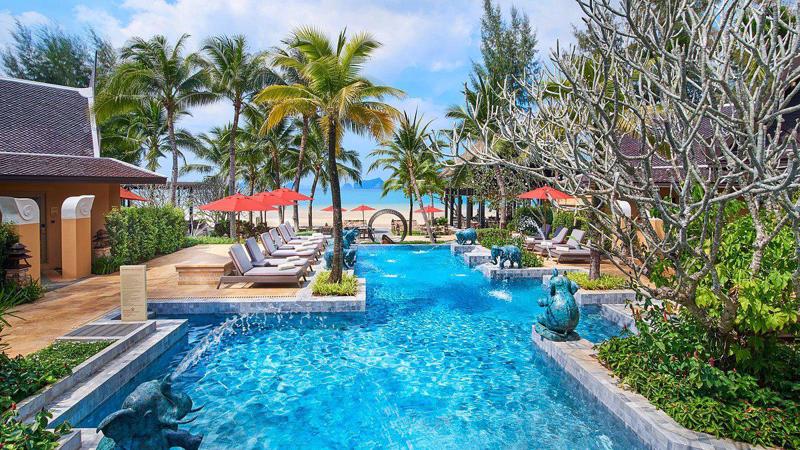 Amari Vogue Resort