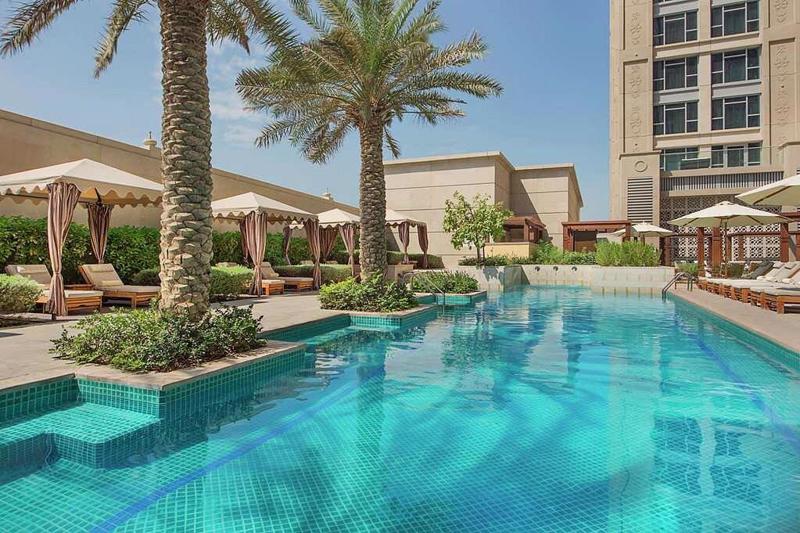 Foto Hilton Dubai Al Habtoor City ***** Dubai