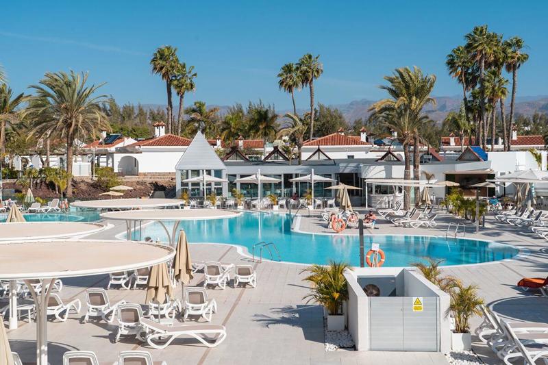 LIVVO Dunagolf Suites