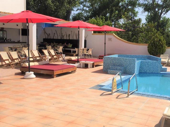 Oasis Beach Club - Kavos - Griekenland