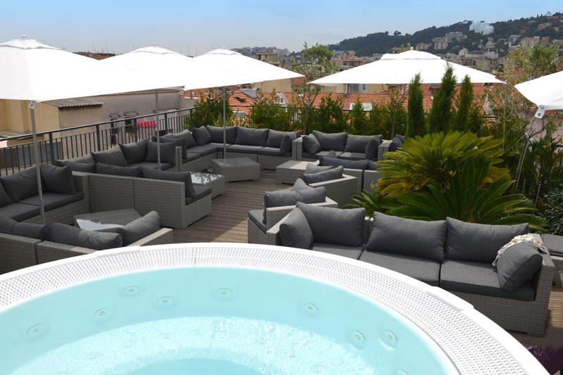 Hotel Monsigny