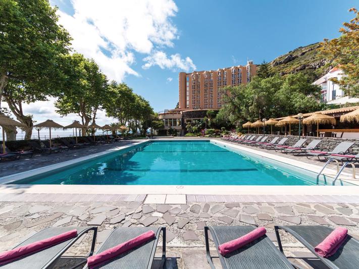 Baia Madeira Hotel Ocean Beachfront