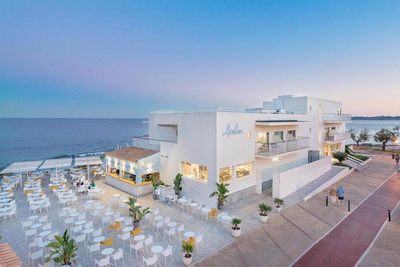 Atolon en Kaafu Beach Club