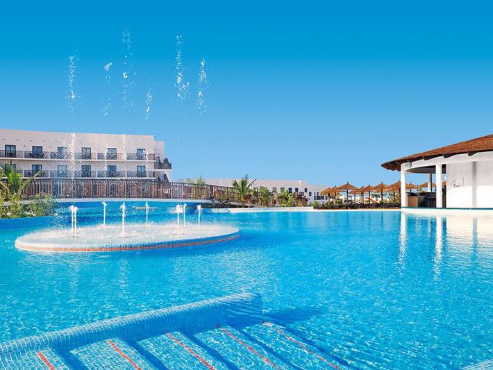 Hotel Melia Dunas Beach Resort en Spa