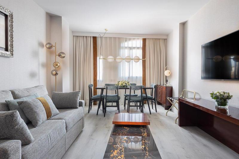 Suites Center Barcelona - Barcelona - Spanje