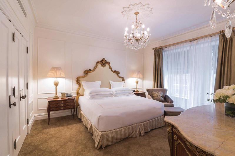 The Plaza - A Fairmont Managed Hotel