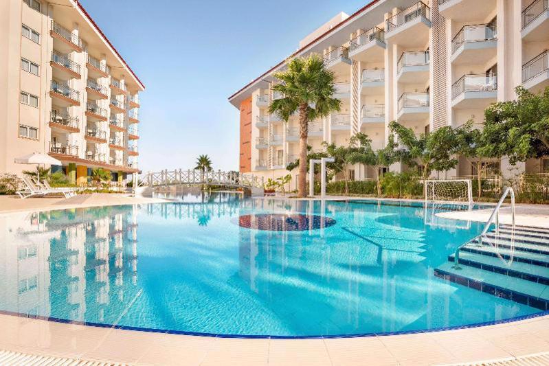 Ramada by Wyndham Hotel en Suites Kusadasi