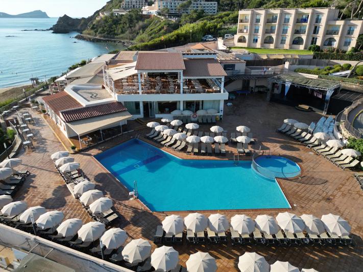 Foto Invisa Hotel Club Cala Blanca **** Es Figueral
