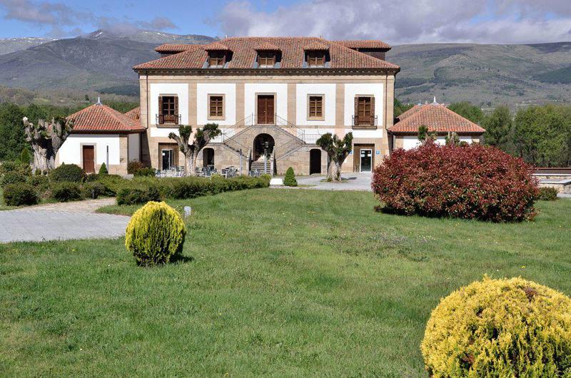 Izan Puerta De Gredos