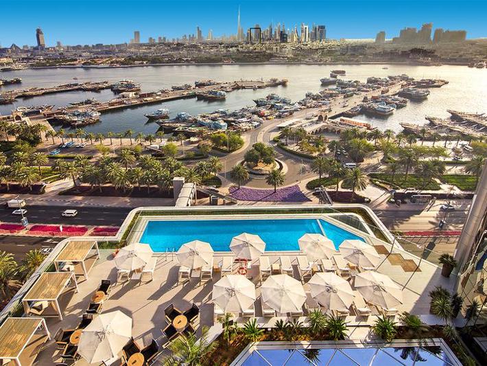 Hotel Al Bandar Rotana