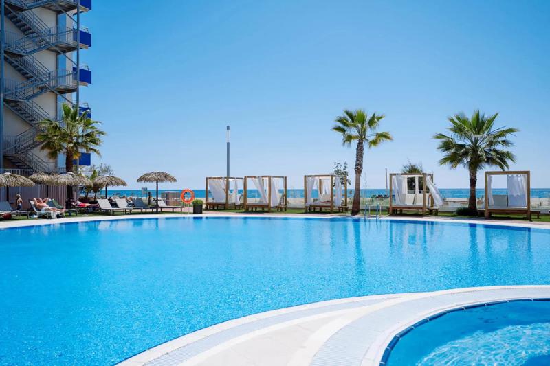 Foto Tahiti Playa en Suites **** Santa Susanna