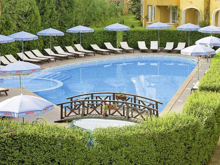 Blue Orange Beach Resort