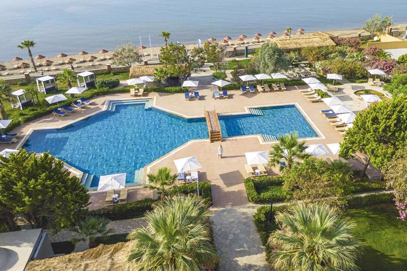 Foto Angora Beach Resort **** Seferihisar