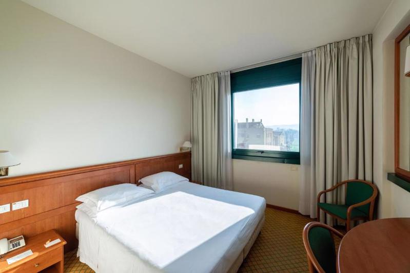 Phi Hotel Emilia