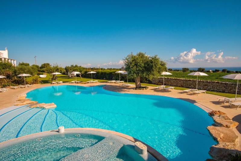Foto MGallery Borgobianco Resort en Spa ***** Polignano A Mare