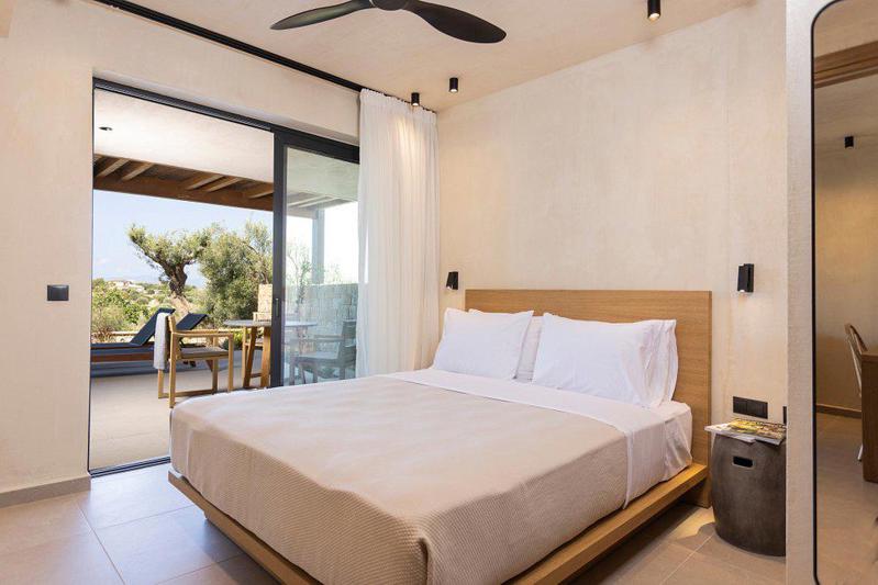 Pnoes Luxury Suites