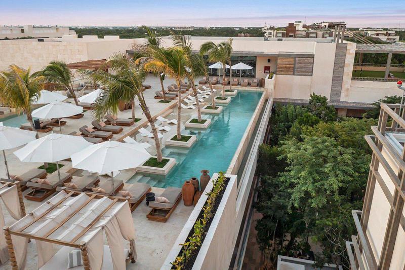 Hotel Motto by Hilton Tulum