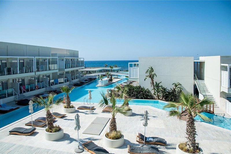 Foto Insula Alba Sea Side Resort en Spa ***** Analipsi