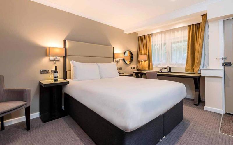 Hotel De Vere New Place