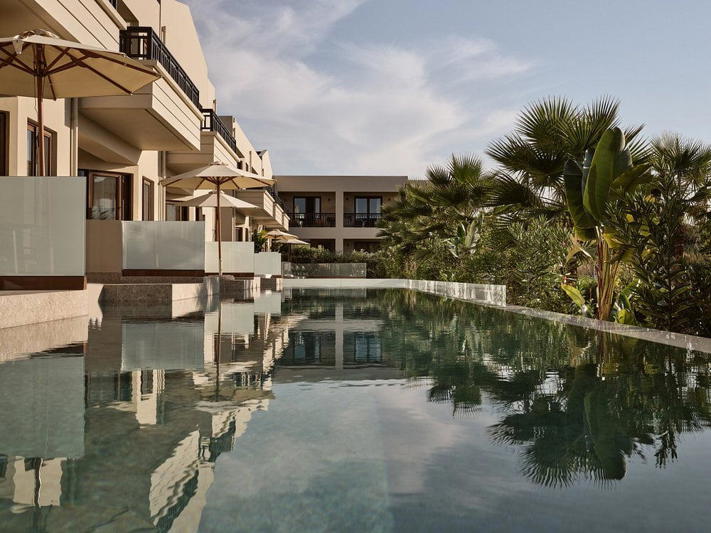 Asterion Suites en Spa Designed for adults by Louis Hotels