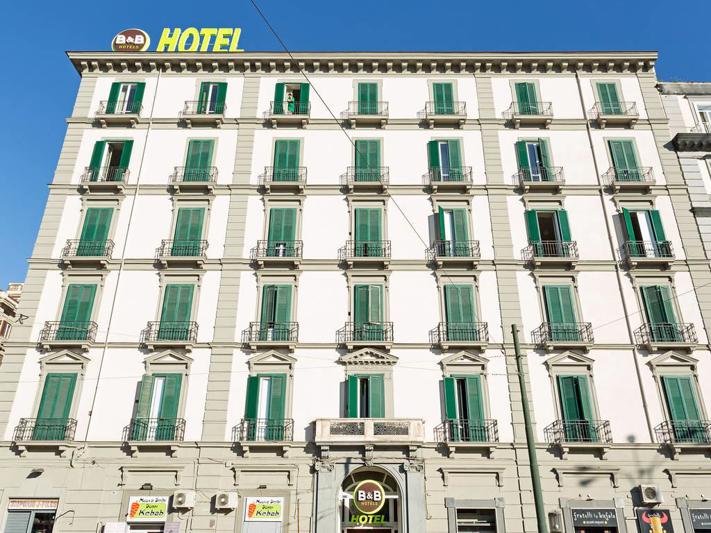 B and B HOTEL Napoli