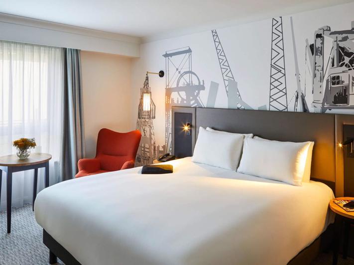 Hotel Mercure Cardiff North