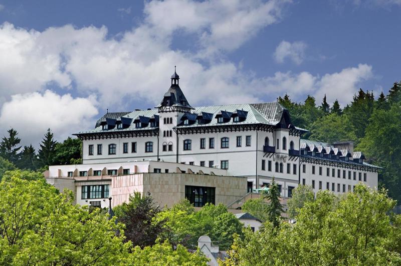 Chateau Monty Spa Resort