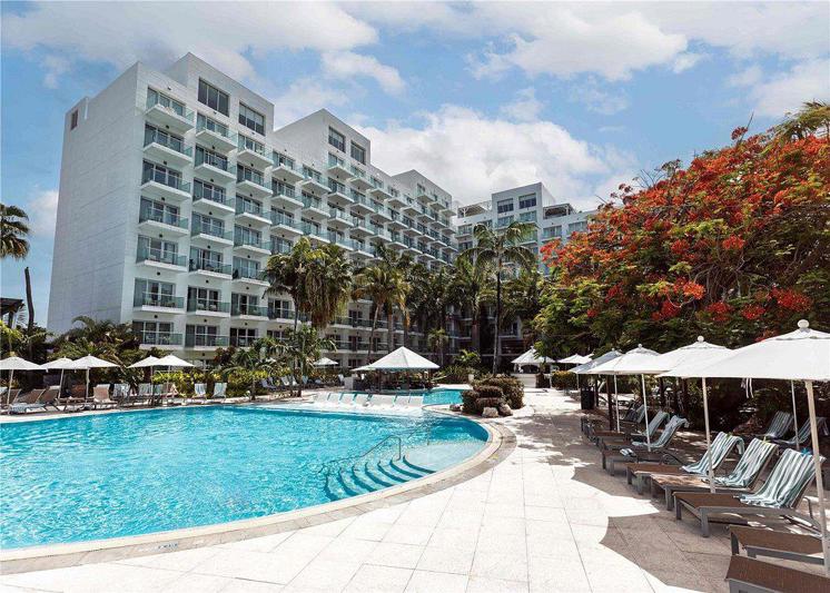 Sonesta Maho Beach Resort Casino en Spa