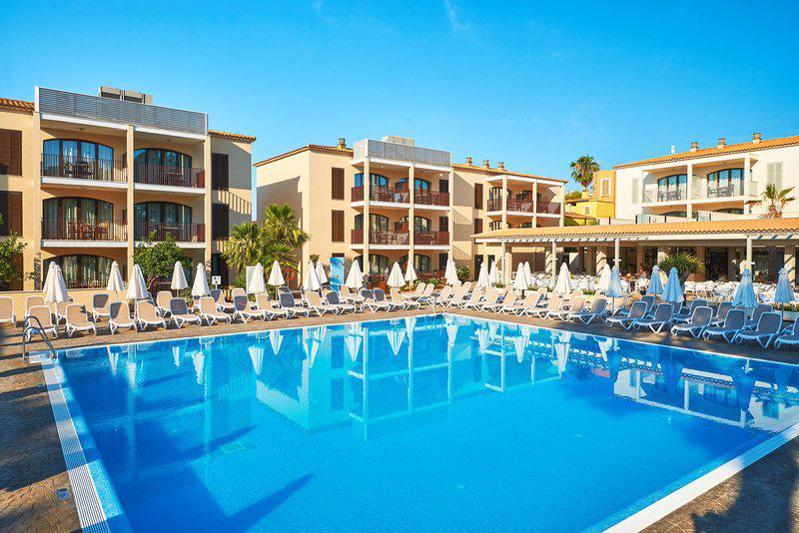 Protur Floriana Resort