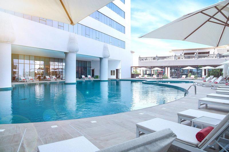Foto Al Jaddaf Rotana Suite Hotel ***** Dubai