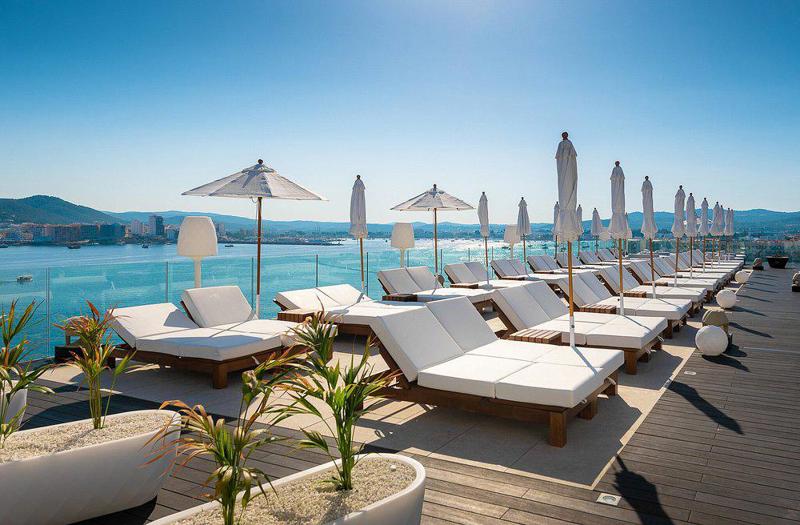 Amare Beach - San Antonio - Spanje