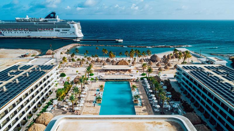Foto Curio Collection by Hilton Mangrove Beach Corendon Curacao Resort ***** Willemstad