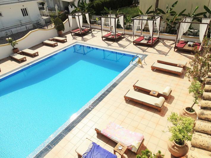 Oasis Beach Club - Kavos - Griekenland
