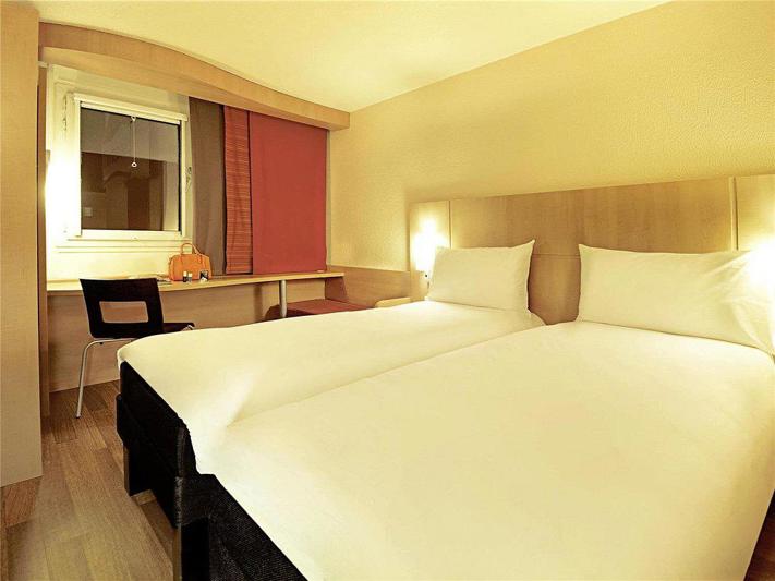 ibis Oviedo