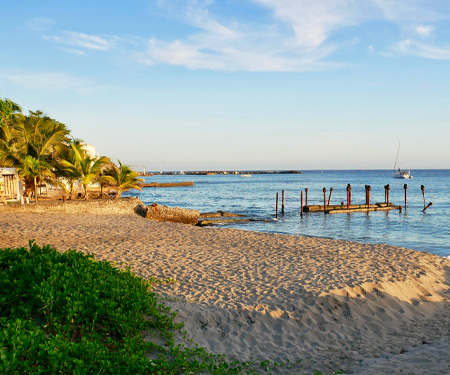 <p>Zandstrand op Sint Eustatius&nbsp;</p><p><br data-mce-bogus="1"></p>
