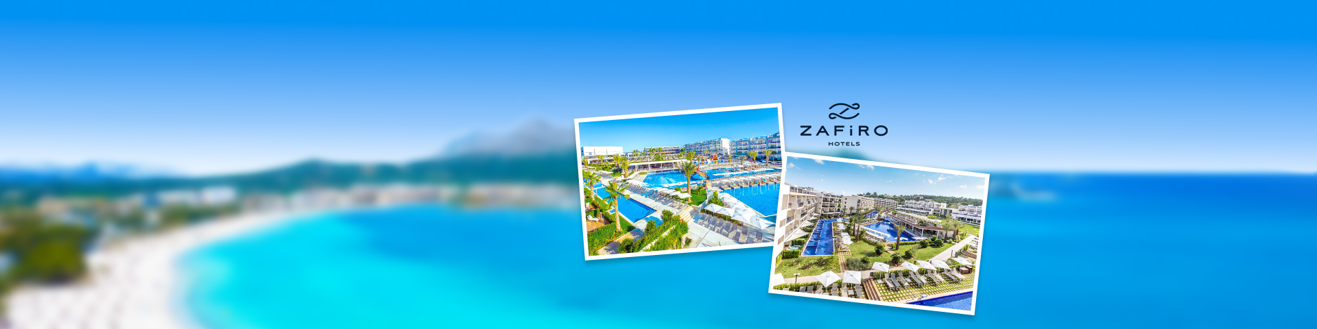 Ligbedden met kussens met uitzicht op de zee bij een Zafiro hotel