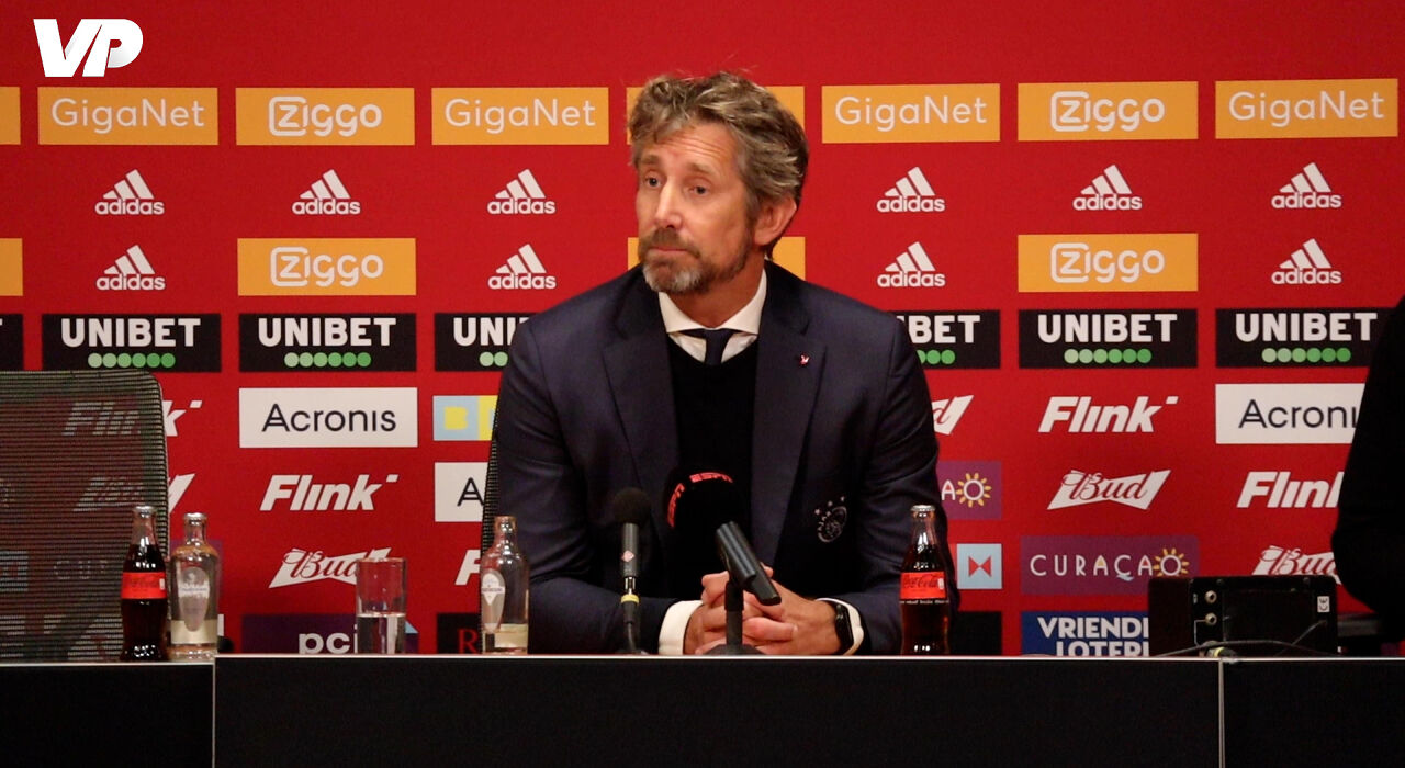 Thumbnail for article: Van der Sar verwacht geen Ajax-aankopen meer: 'Denk niet dat verdediger nog komt'