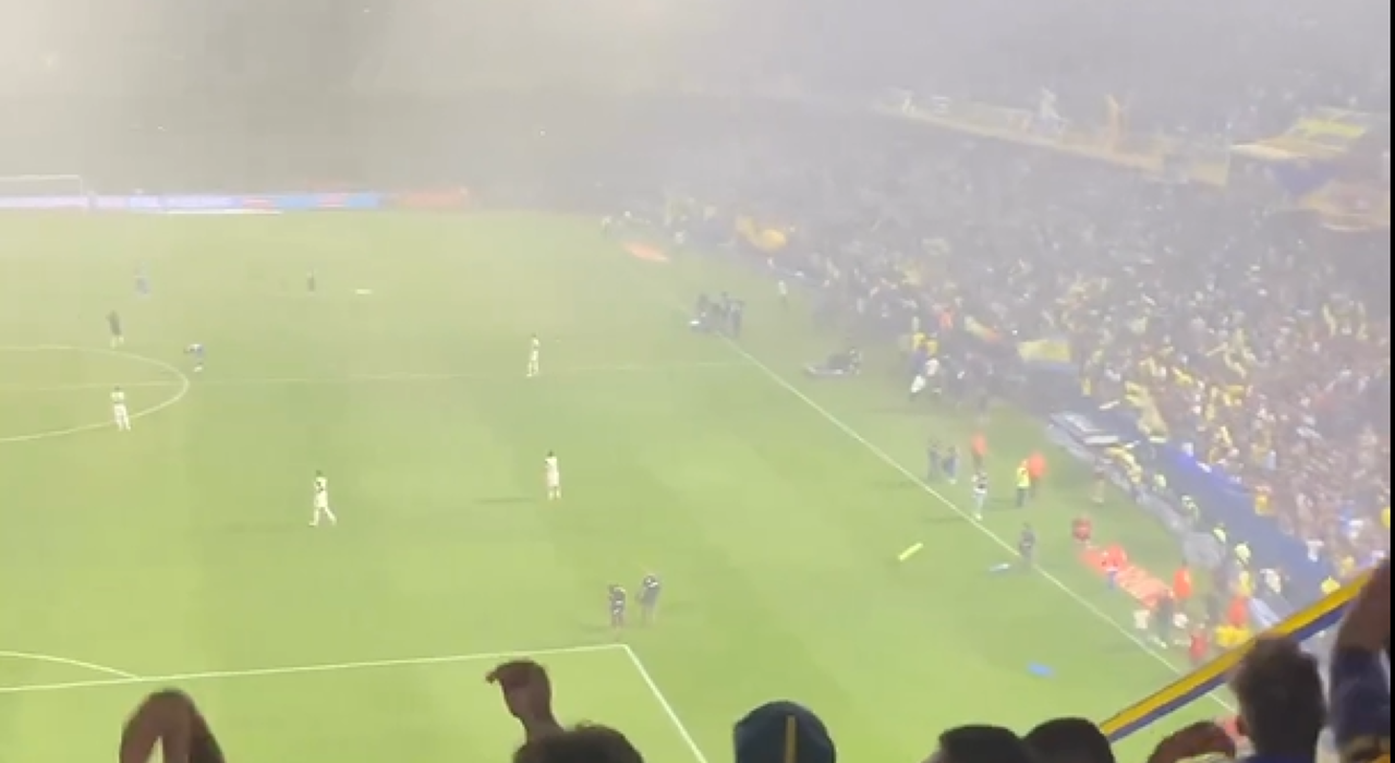Thumbnail for article: Clubvoetbal is bijna terug: heerlijke beelden van kolkende massa bij Boca Juniors