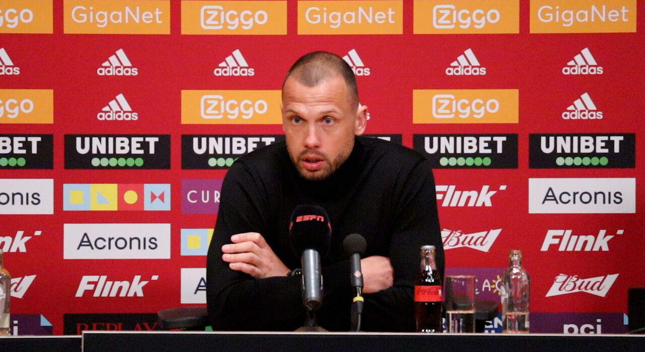 Thumbnail for article: Heitinga wil Ajax-wedstrijd zo snel mogelijk vergeten: 'Heel matige vertoning'