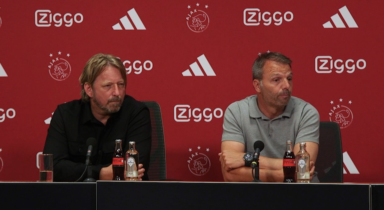 Thumbnail for article: Steijn wil verandering doorvoeren bij Ajax: 'Ik moet het wel nog breder bespreken'